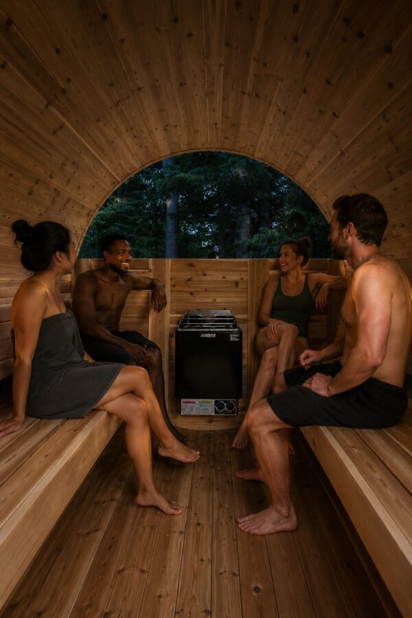 people-barrel-sauna | SaunaSpa